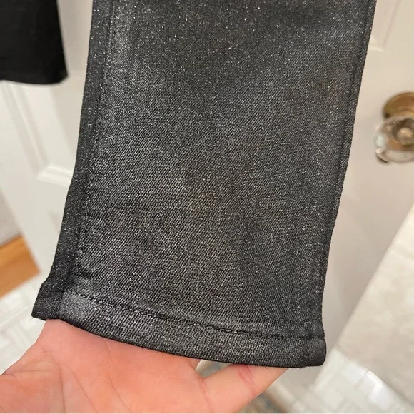 NWT - AG Farrah Skinny Jeans Size 27 in Gunmetal
